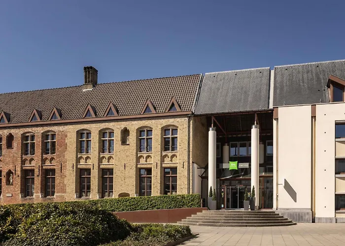 Hotel with view: Ibis Styles Brugge Centrum